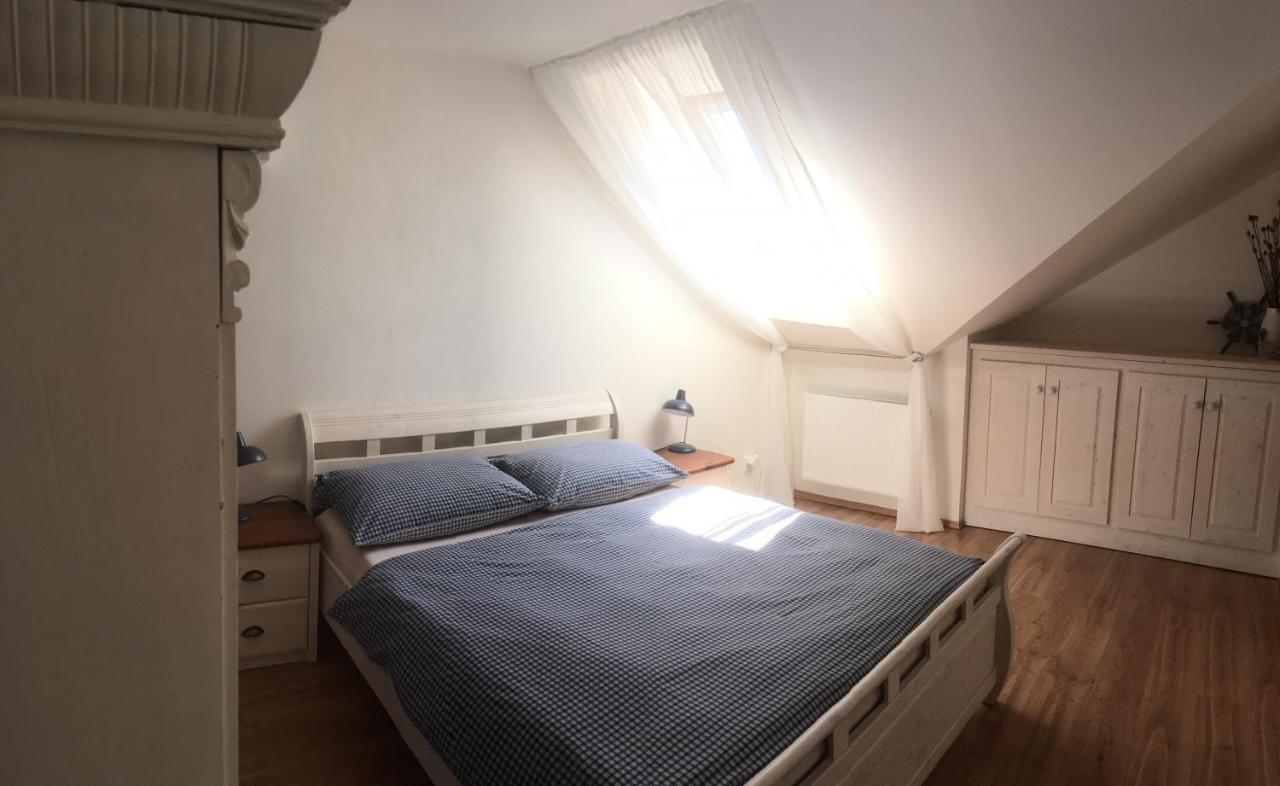 Penzion Primase Dolni Vestonice Luaran gambar